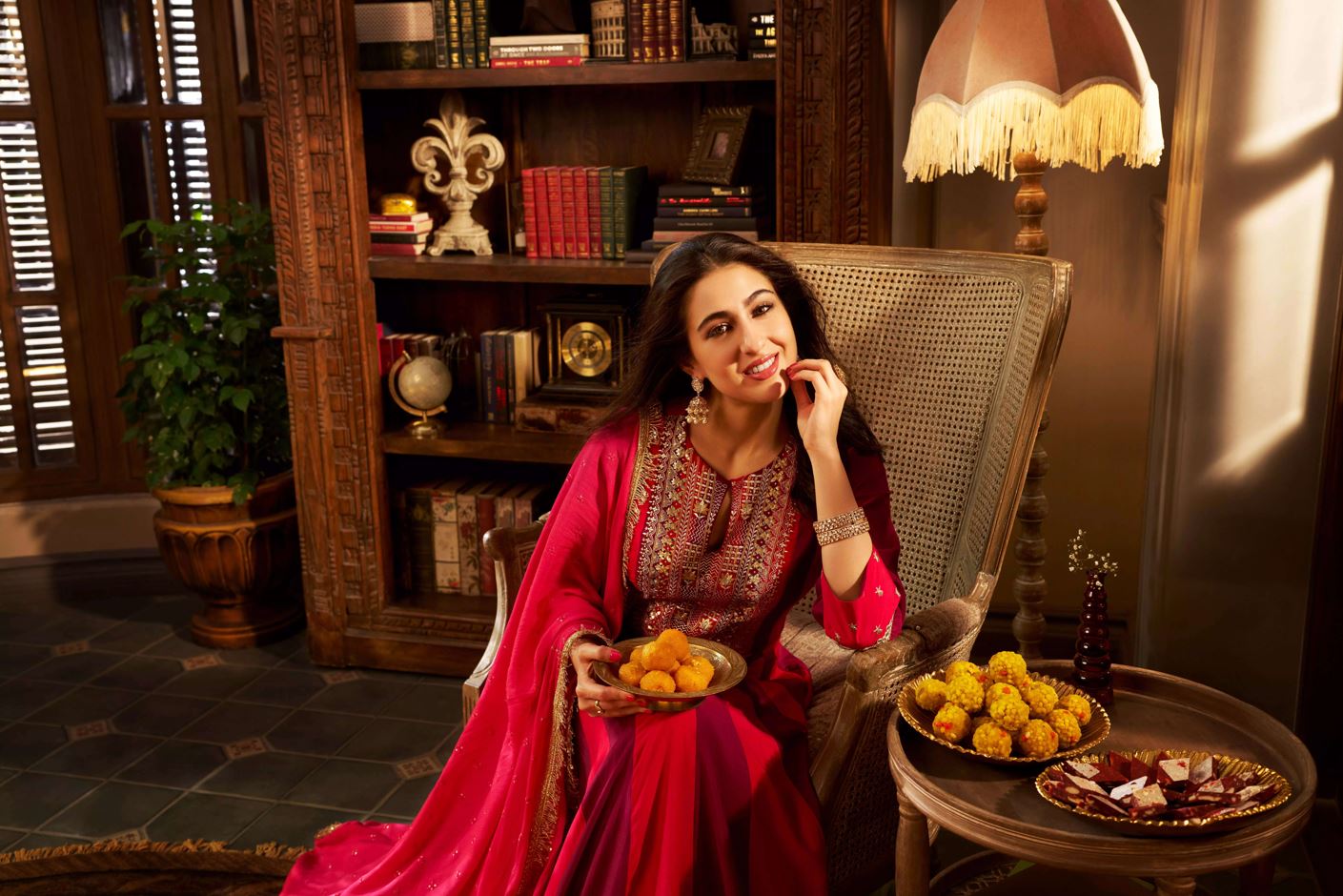 𝐁𝐫𝐢𝐠𝐡𝐭 𝐋𝐨𝐨𝐤𝐬 𝐅𝐨𝐫 𝐒𝐩𝐞𝐜𝐢𝐚𝐥 𝐌𝐨𝐦𝐞𝐧𝐭𝐬!