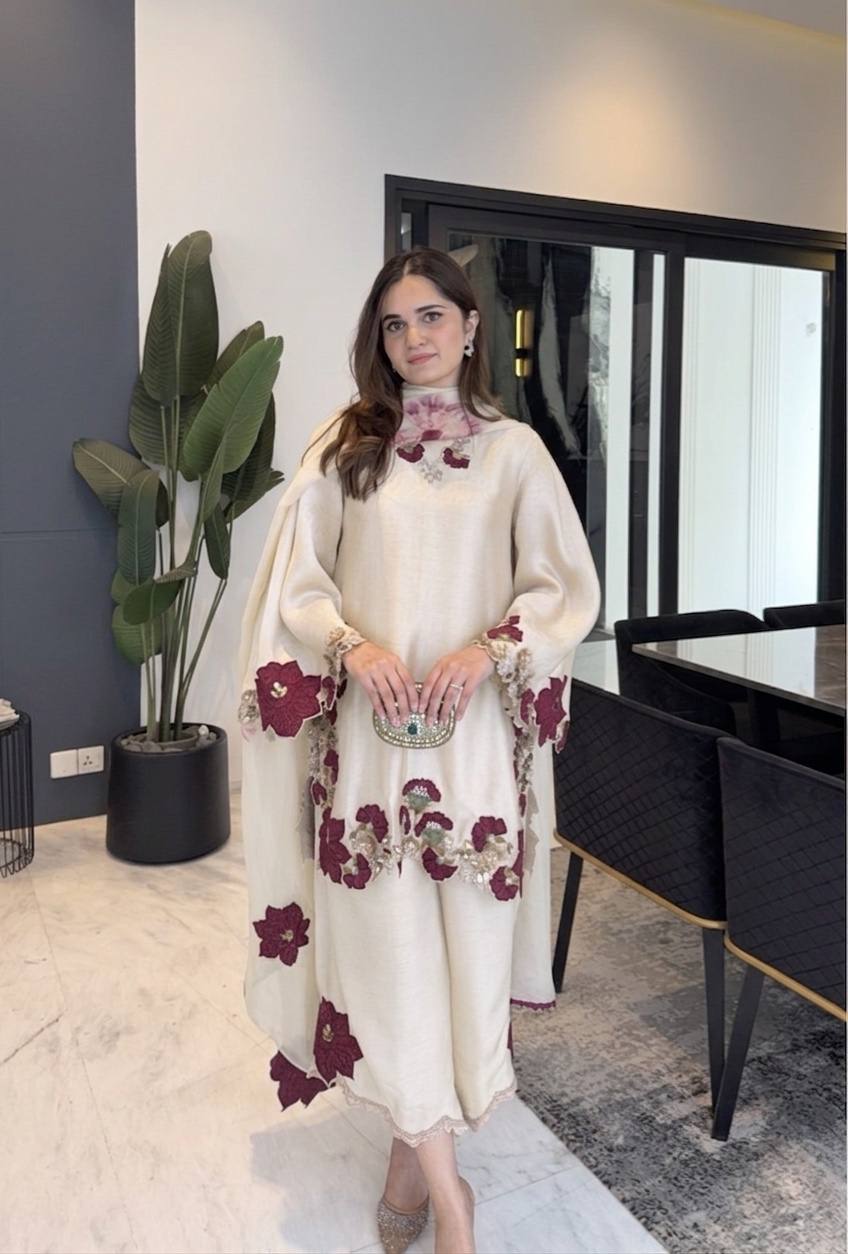 Wedding Wear Ivory Embroidered Pakistani Suit Set with Dupatta Set