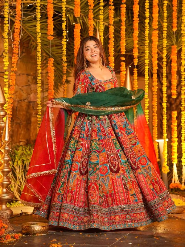 Red Multicolor Embroidered Anarkali Suit Set with Dupatta for Women