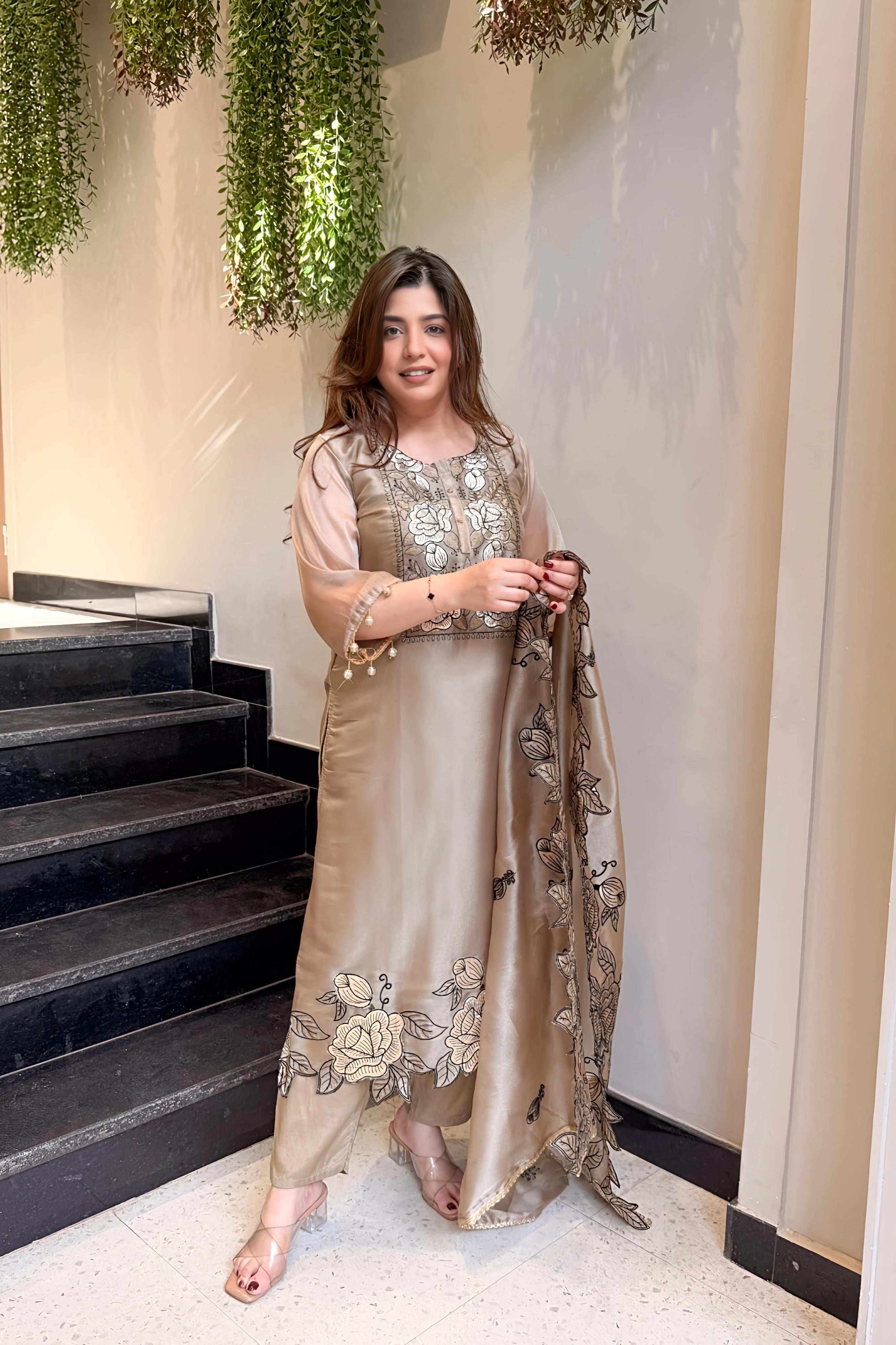 Elegant Family Function Wear Suit For Women
