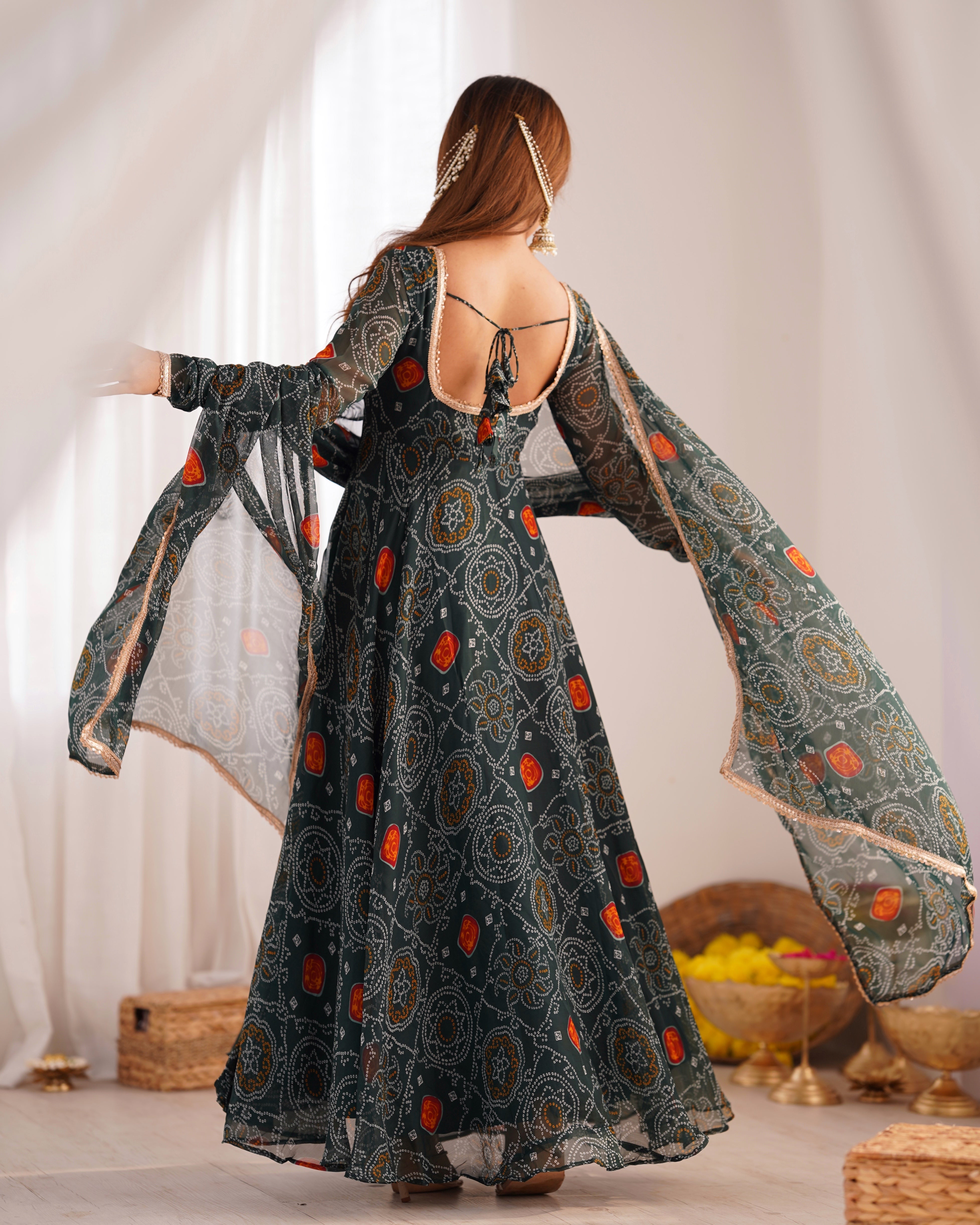 Festive The Secret Garden of Silver and Starlit Threads