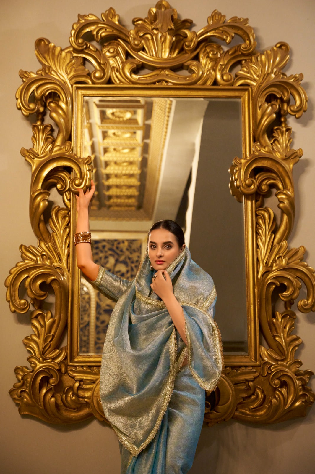 Elegant Tissue Shimmer Saree With Zari Weaving Work